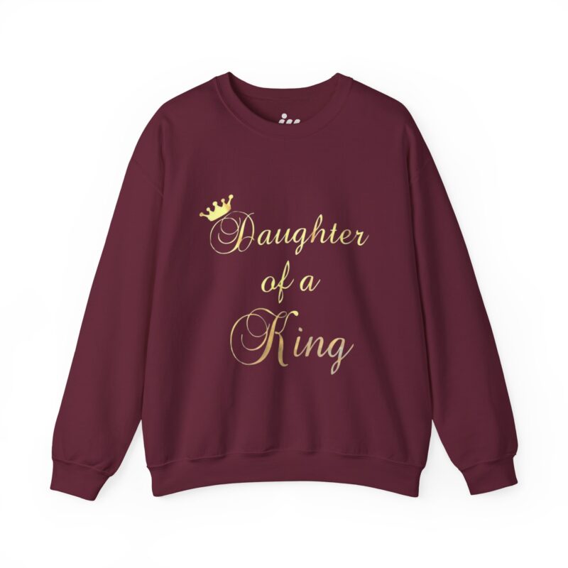 T-Shirts daughter of a king sweatshirt